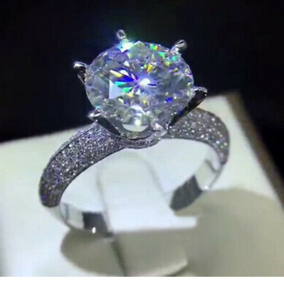 NWT 925 Silver Round Cut White Sapphire Ring - Picture 2 of 10